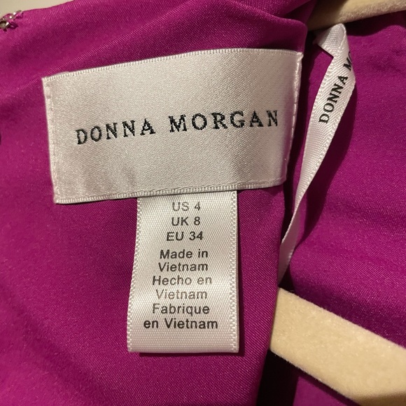 Size 4, magenta, fitted Donna Morgan brand dress - Picture 3 of 4
